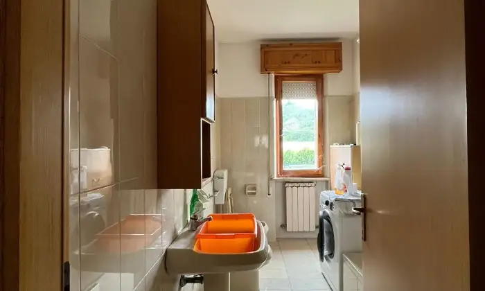 Rexer-Lunano-Quadrilocale-arredato-Bagno