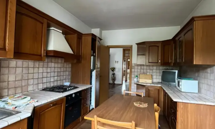 Rexer-Lunano-Quadrilocale-arredato-Cucina