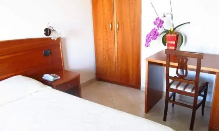Rexer-Briatico-Camere-per-vacanza-in-Calabria-CameraDaLetto