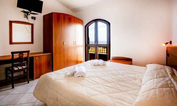 Rexer-Briatico-Camere-per-vacanza-in-Calabria-CameraDaLetto