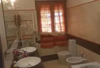 Rexer-Licciana-Nardi-Appartamento-in-vendita-in-via-dei-Lecci-Licciana-Nardi-Bagno