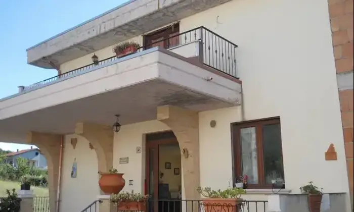 Rexer-Gissi-Vendesi-villetta-a-schiera-in-Localit-Colle-Pizzuto-a-Gissi-Altro