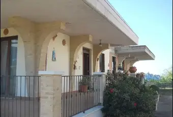 Rexer-Gissi-Vendesi-villetta-a-schiera-in-Localit-Colle-Pizzuto-a-Gissi-Terrazzo