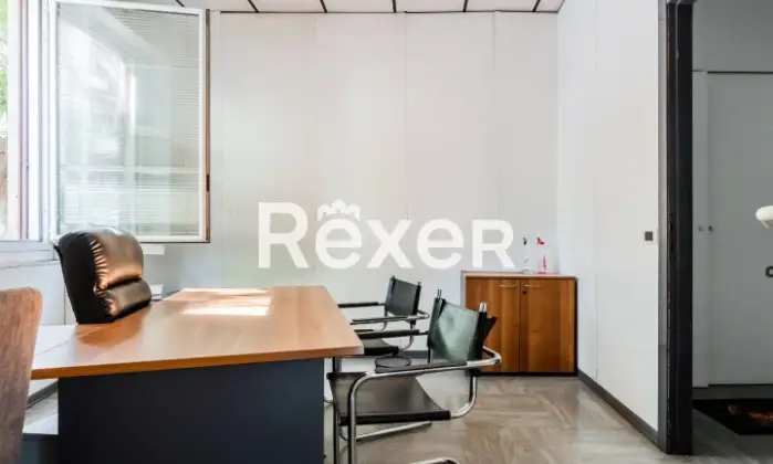 Rexer-GENOVA-Genova-via-Bolzaneto-Ufficio-di-mq-in-zona-centrale-luminoso-ed-ideale-per-studio-medico-Altro