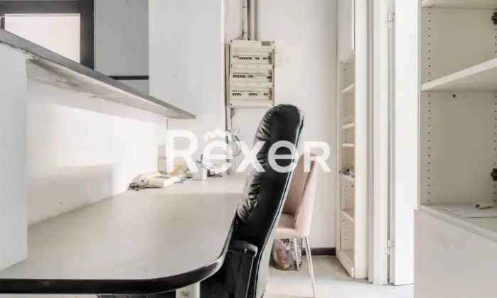 Rexer-GENOVA-Genova-via-Bolzaneto-Ufficio-di-mq-in-zona-centrale-luminoso-ed-ideale-per-studio-medico-Altro