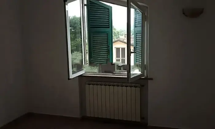 Rexer-Follo-Vendesi-appartamento-in-Via-Fratelli-Rosselli-Follo-Altro