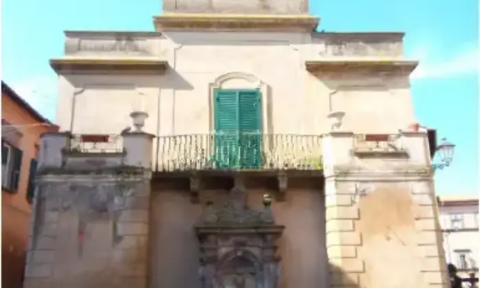Rexer-Tuscania-Appartamento-su-due-piani-in-vendita-in-via-della-Libert-a-Tuscania-Terrazzo