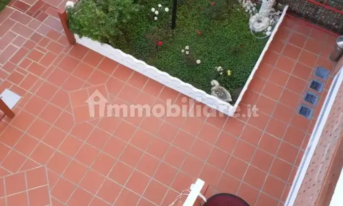 Rexer-Briatico-VILLETTA-A-SCHIERA-ARREDATA-CHIAVI-IN-MANO-Giardino