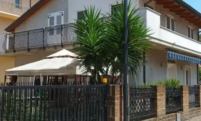 Rexer-Pescara-Villa-unifamiliare-in-vendita-in-via-Fortore-a-Pescara-Terrazzo
