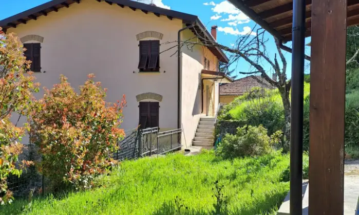 Rexer-Tresana-Semindipendente-nella-frazione-di-Groppo-MS-Altro