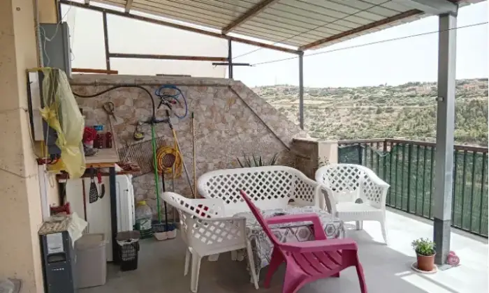 Rexer-Modica-Splendida-casa-singola-su-due-livelli-con-terrazza-panoramica-e-ampio-garage-Altro