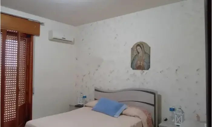 Rexer-Modica-Casa-di-paese-in-vendita-in-via-Roma-a-Modica-CameraDaLetto