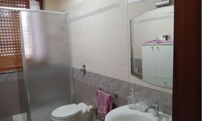 Rexer-Modica-Casa-di-paese-in-vendita-in-via-Roma-a-Modica-Bagno