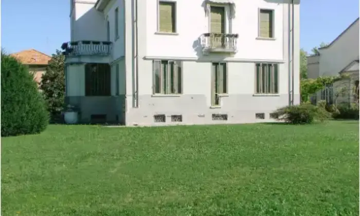 Rexer-Rovellasca-Vendesi-Villa-unifamiliare-via-Settembre-Rovellasca-Giardino