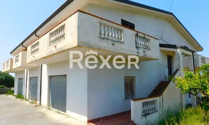 Rexer-Santa-Maria-del-Cedro-Appartamento-in-via-dei-Giacinti-a-Santa-Maria-del-Cedro-CS-Altro