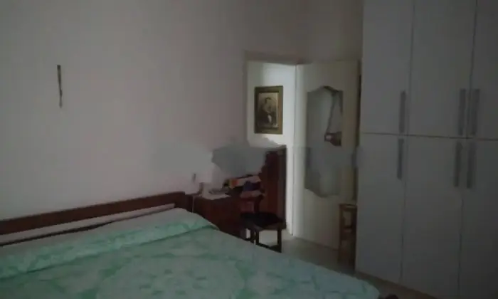 Rexer-Roccanova-Vendesi-appartamento-in-Via-San-Rocco-a-Roccanova-CameraDaLetto