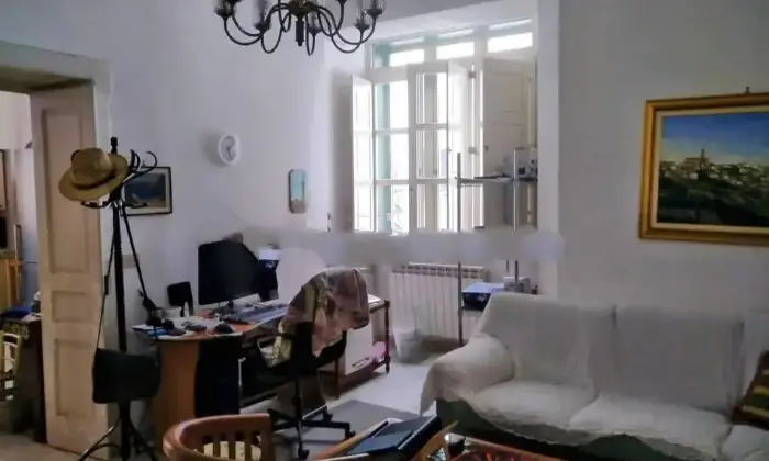 Rexer-Roccanova-Vendesi-appartamento-in-Via-San-Rocco-a-Roccanova-Salone