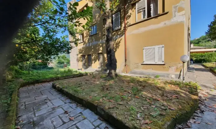 Rexer-Lauro-Villa-unifamiliare-in-vendita-inviale-delle-Querce-a-Lauro-Giardino