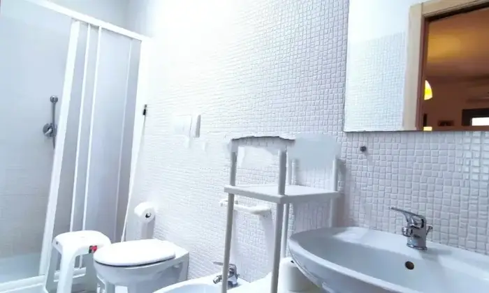 Rexer-Porto-Cesareo-Vendesi-appartamento-Villaggio-Chiusurelle-a-Porto-Cesareo-Bagno