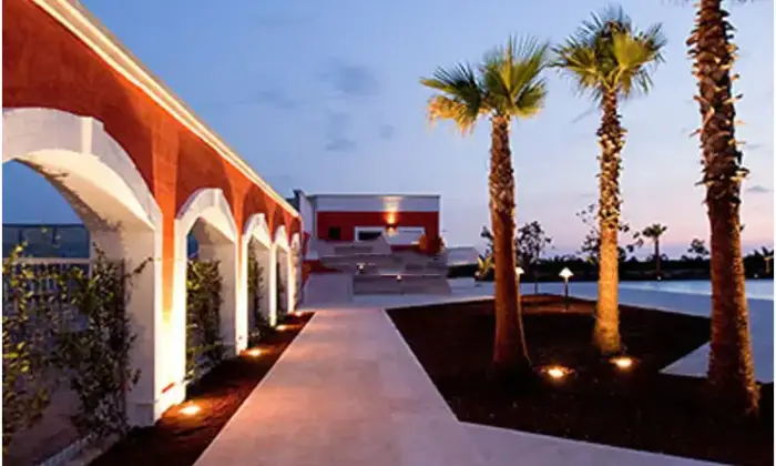 Rexer-Porto-Cesareo-Vendesi-appartamento-Villaggio-Chiusurelle-a-Porto-Cesareo-Piscina