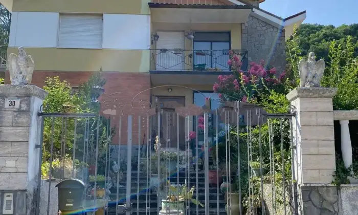 Rexer-Mercato-Saraceno-Vendesi-villa-in-Via-I-Maggio-a-Mercato-Saraceno-Terrazzo