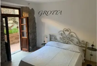 Rexer-Bagnone-Vendesi-appartamento-in-Piazza-Roma-a-Bagnone-Altro