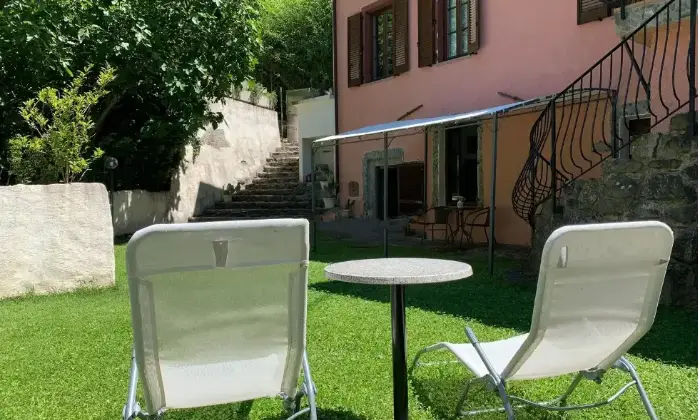 Rexer-Bagnone-Vendesi-appartamenti-a-Bagnone-Giardino