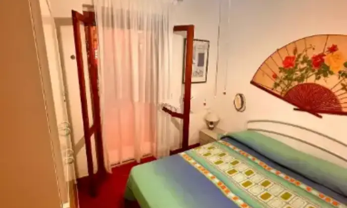 Rexer-Scalea-Appartamento-in-vendita-in-Strada-Statale-Tirrena-Inferiore-a-Scalea-CameraDaLetto