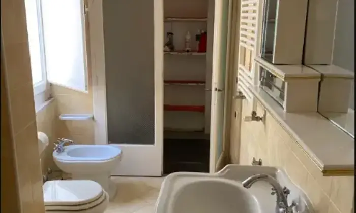 Rexer-Greci-Casa-nel-cuore-di-Greci-Bagno