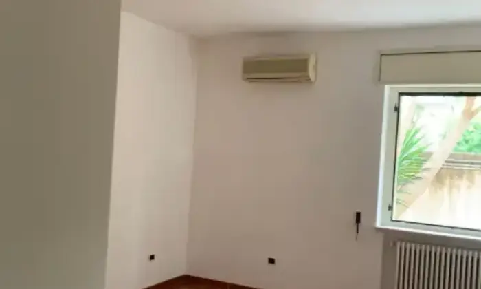 Rexer-Brindisi-Vendesi-Villa-zona-Sciaia-Brindisi-appartamenti-Altro