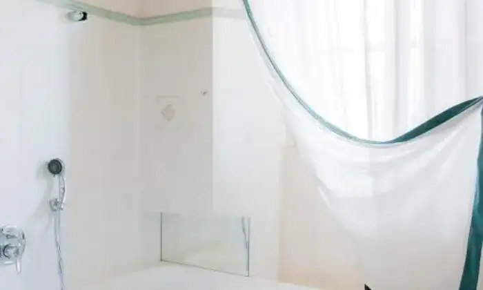 Rexer-Gavardo-Palazzo-Storico-del-PRESTIGIOSA-VILLA-STORICA-settecentesca-Bagno