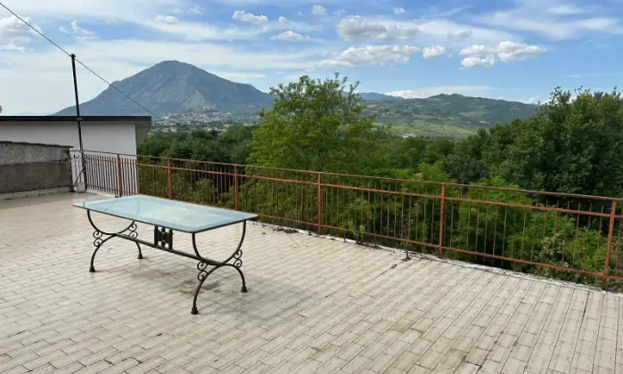 Rexer-San-Martino-Valle-Caudina-Vendesi-casa-in-montagna-a-San-Martino-Valle-Caudina-AV-TERRAZZO