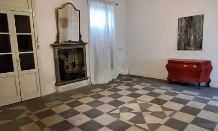 Rexer-Cant-CasaIndipendente-in-Via-Guglielmo-Oberdan-Cant-Altro