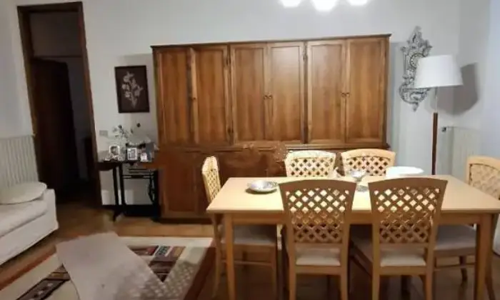 Rexer-Cant-CasaIndipendente-in-Via-Guglielmo-Oberdan-Cant-Altro