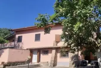 Rexer-Zagarolo-Villacasale-immersa-nel-verde-con-piscina-Terrazzo