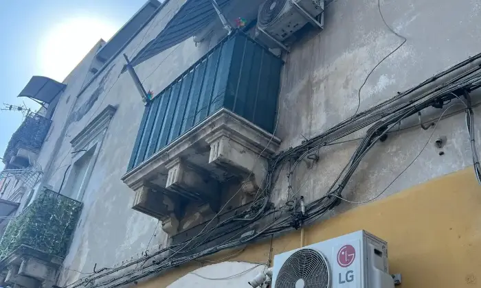 Rexer-Catania-Appartamento-in-Via-Palermo-Catania-Terrazzo