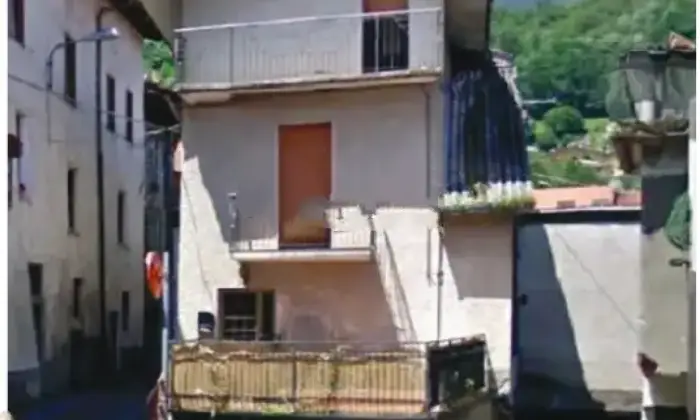 Rexer-Ono-San-Pietro-Vendesi-casa-via-Brugnolo-a-Ono-San-Pietro-Terrazzo