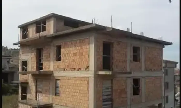 Rexer-Guardavalle-Fabbricato-in-vendita-in-via-Fausto-Gullo-a-Guardavalle-Garage