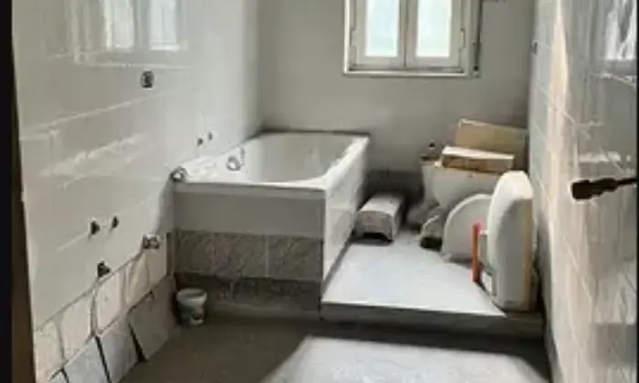Rexer-Francavilla-in-Sinni-Vendesi-appartamento-in-Via-Luigi-Ciminelli-a-Francavilla-in-Sinni-Bagno