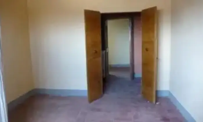 Rexer-Montevarchi-Appartamento-su-due-piani-in-vendita-in-piazza-Umberto-I-a-Montevarchi-Altro