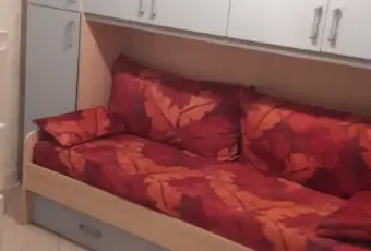 Rexer-Leonforte-Intero-edificio-in-vendita-in-via-Siam-a-Leonforte-CAMERA-DA-LETTO