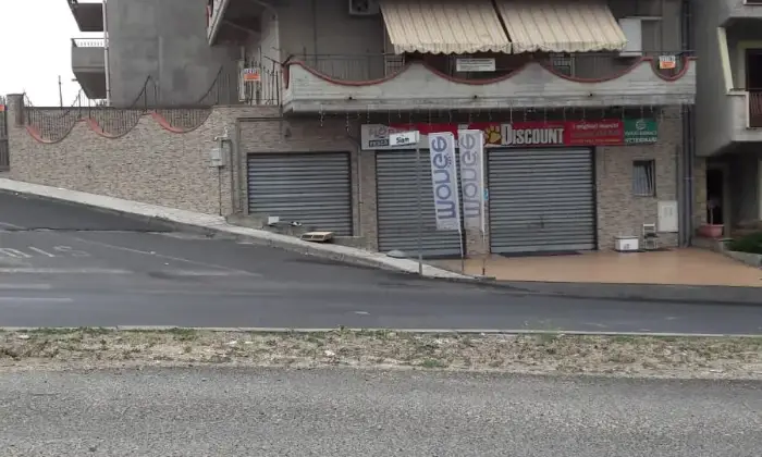Rexer-Leonforte-Intero-edificio-in-vendita-in-via-Siam-a-Leonforte-ALTRO