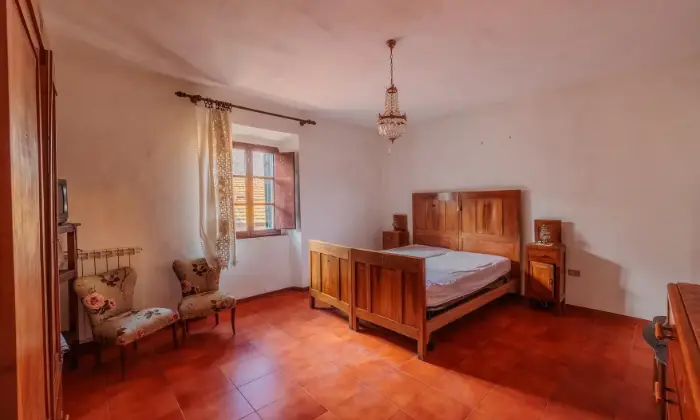 Rexer-Gavorrano-Palazzo-in-vendita-in-via-Montanara-a-Gavorrano-Altro
