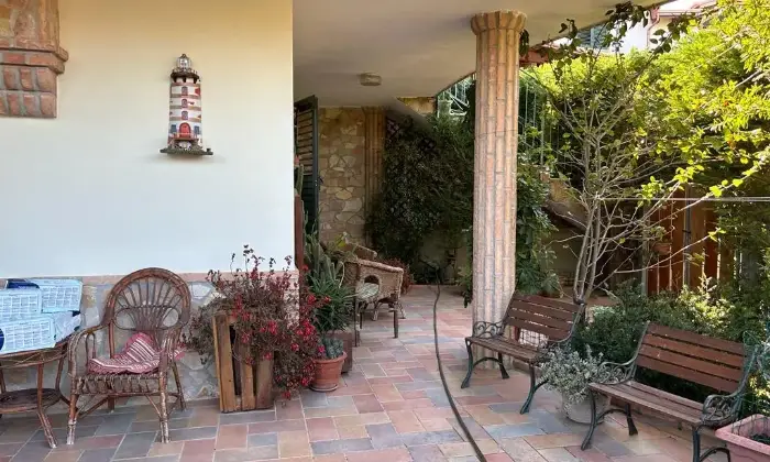 Rexer-Crotone-Vendesi-villetta-a-schiera-in-Via-Ecuador-a-Crotone-Altro
