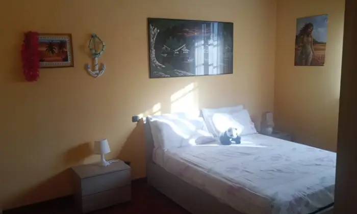 Rexer-Lucca-Vendesi-villa-in-Via-per-Camaiore-a-Lucca-CAMERA-DA-LETTO