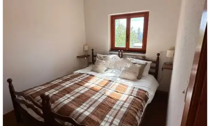 Rexer-Santo-Stefano-dAveto-Appartamento-in-vendita-in-via-Rocca-DAveto-Santo-Stefano-dAveto-CameraDaLetto