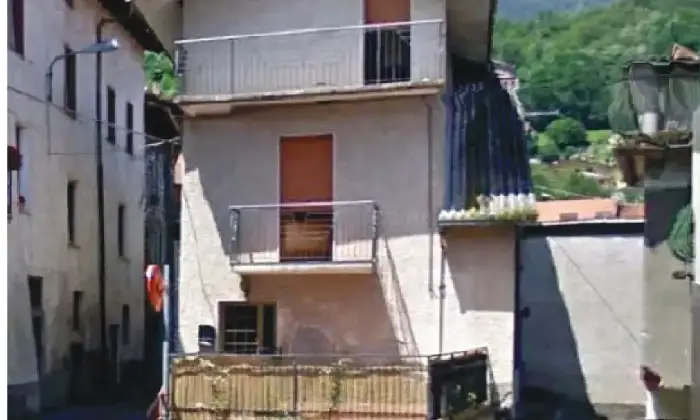 Rexer-Ono-San-Pietro-Casa-per-vacanze-in-piccolo-paese-di-montagna-accogliente-Terrazzo