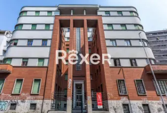 Rexer-MONZA-Ufficio-con-box-auto-composto-da-ingresso-cinque-locali-due-bagni-e-due-balconi-mq-Terrazzo