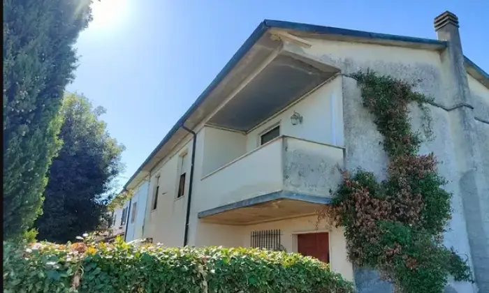 Rexer-Crespina-Lorenzana-Vendesi-casa-in-via-Lavoria-a-Crespina-Lorenzana-Terrazzo