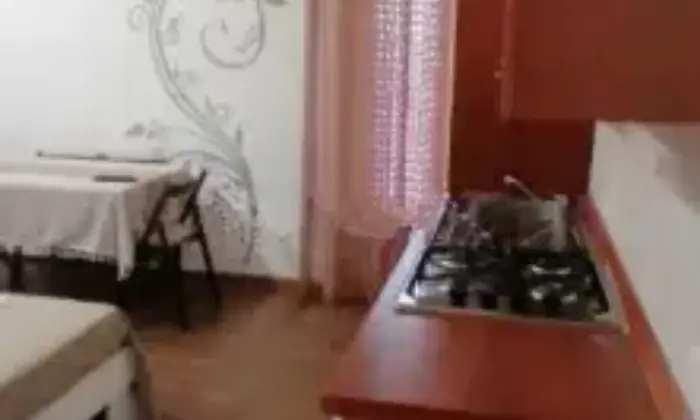 Rexer-Ragusa-Appartamento-su-due-piani-in-vendita-in-via-Giovanni-Pascoli-Cucina